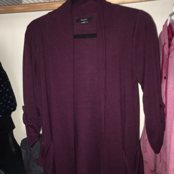 Cardigan - Picture 2 of 4